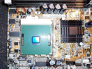 celeron850.jpg (56459 oCg)